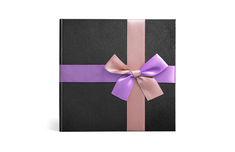 Libri fotografici personalizzati in pelle Valentina con nastro di Printerpix