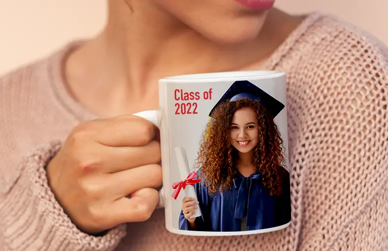 Tazza personalizzata con design di laurea e testo per papà