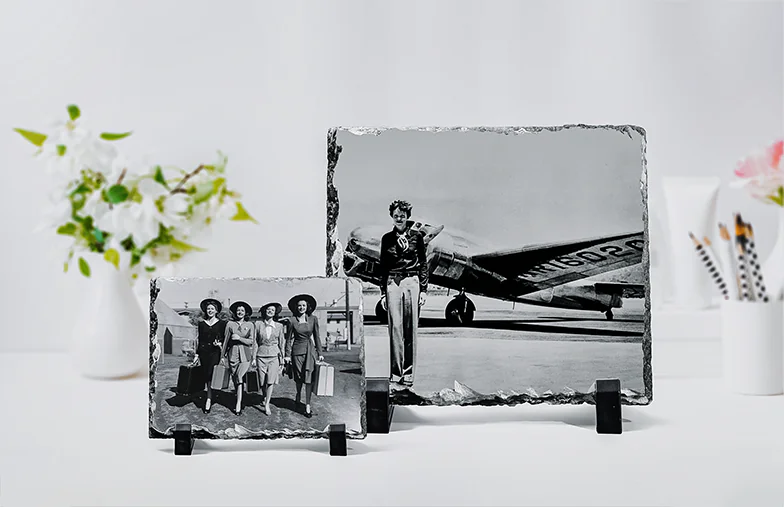 Ardesia Fotografica in Pietra|Ardesia in pietra con foto di famiglia|vista laterale dell'ardesia in pietra con bambino, mamma e papà|due giovani stampati su una pietra|Regalo personalizzato Pietra con immagine stampata