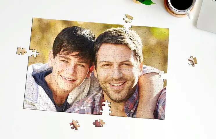 puzzle di cartone personalizzato con foto di famiglia