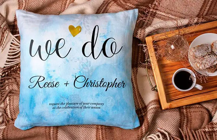 cuscino decorativo sul divano