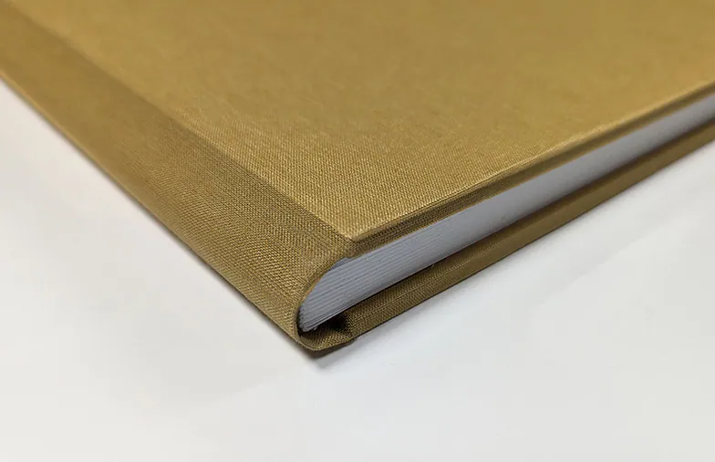 Libro Fotografico di Lusso Layflat – Copertina in Tessuto Completo
